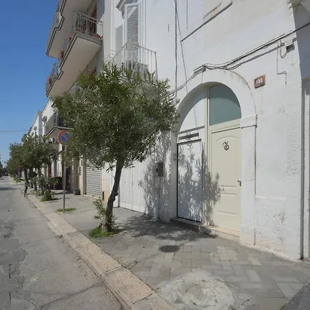 Appartamento New Old House Mola di Bari